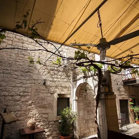 Apartment Tin Trogir Exteriör bild