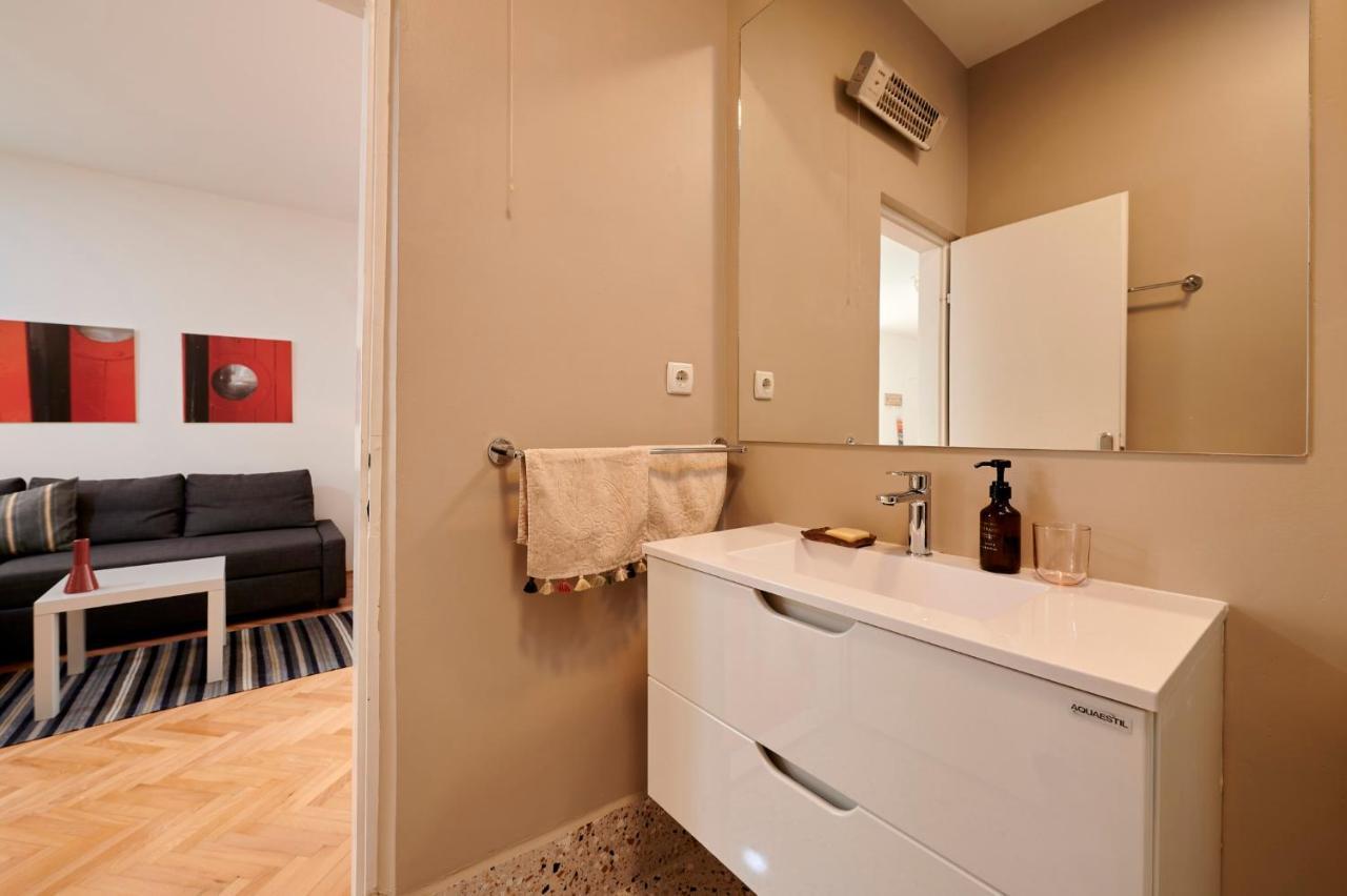 Tin Apartment